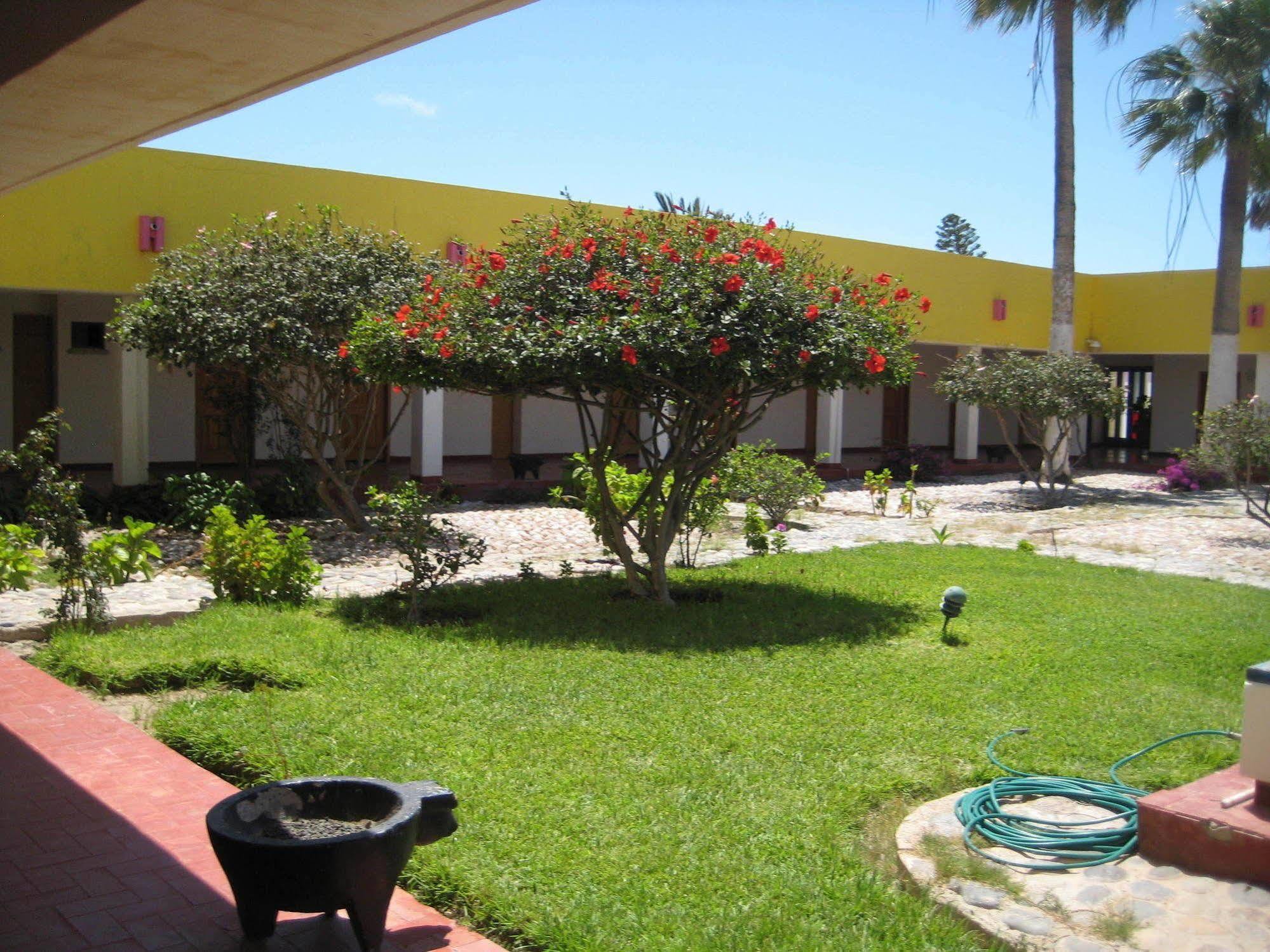 The Halfway Inn Guerrero Negro Exterior photo